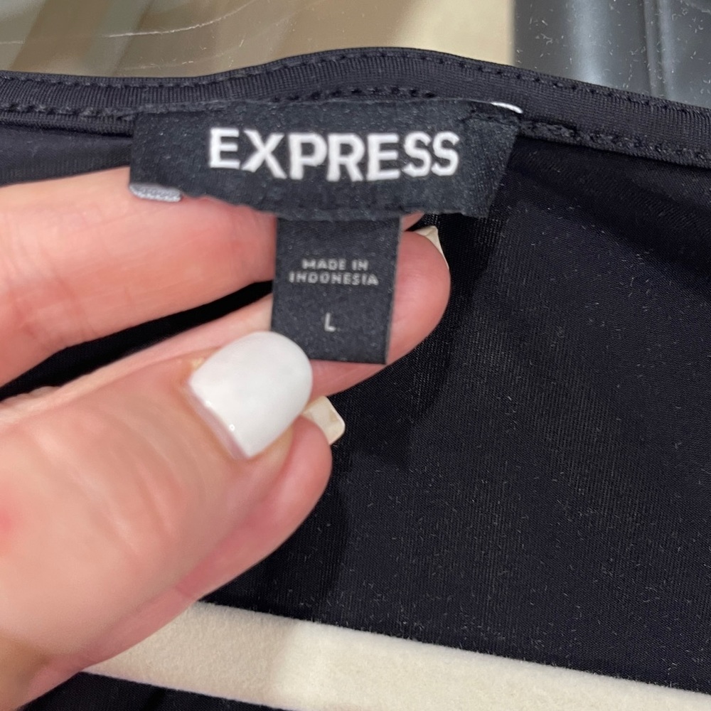Express bodysuit ❤️ - Picture 7 of 7